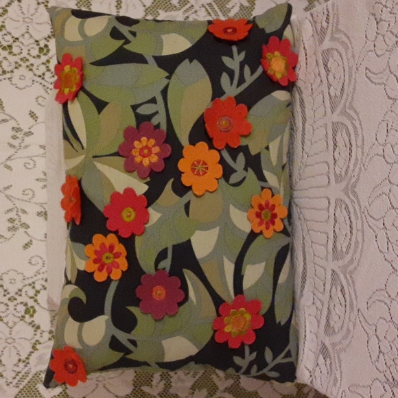 Crate&Barrel Other - Crate & Barrel Pillow